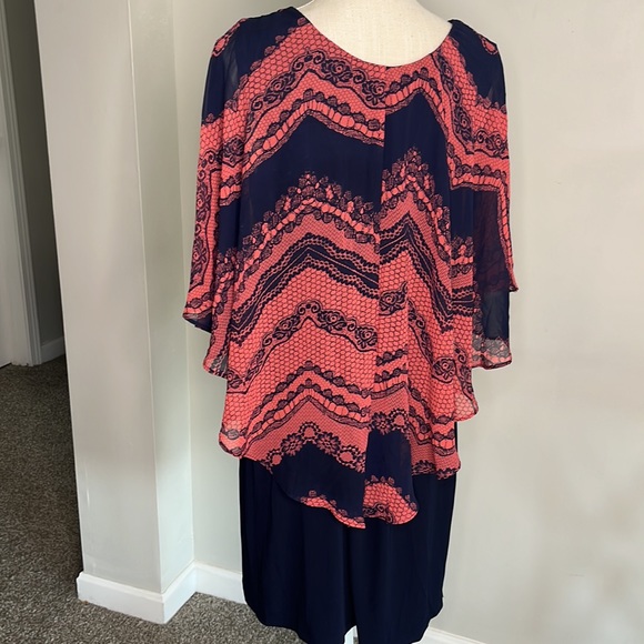 EN FOCUS BEAUTIFUL DRESS - Picture 4 of 6